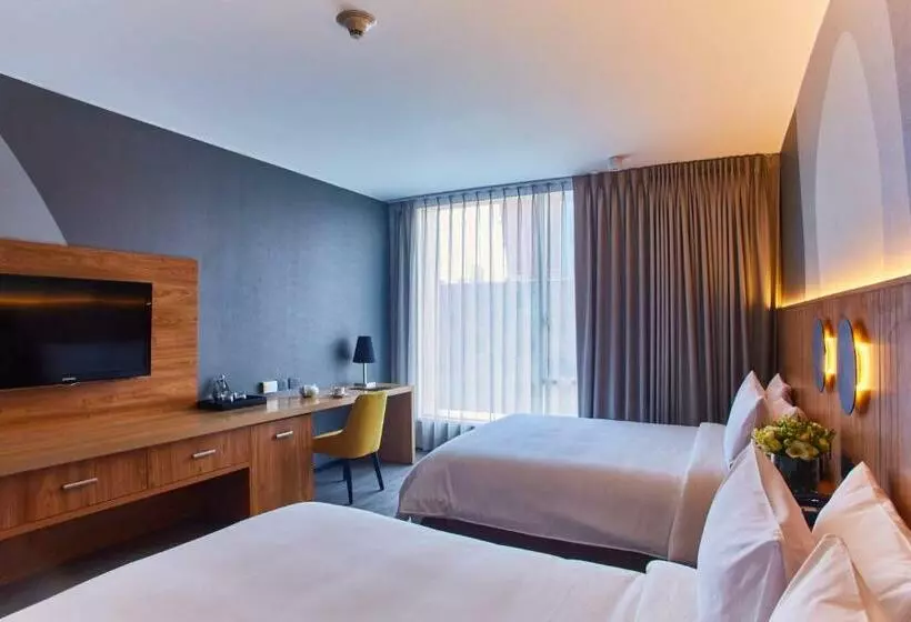 Superior Oda, Pullman Lima San Isidro