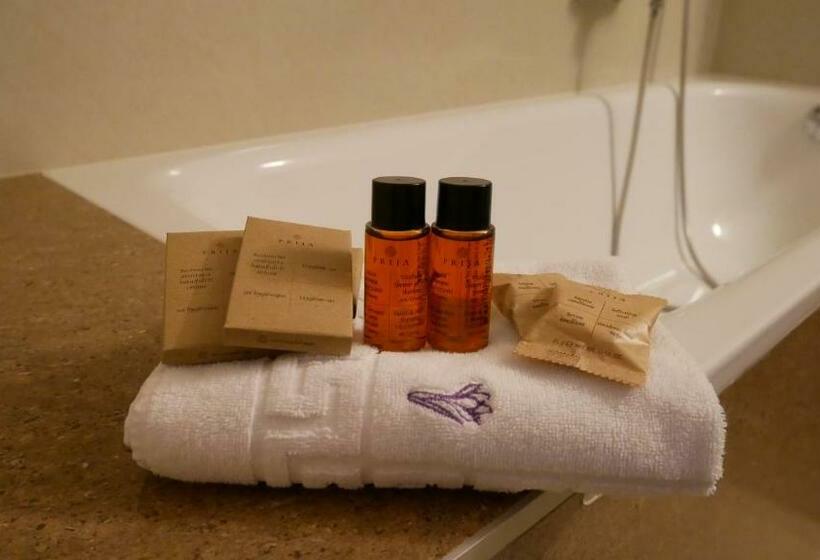 اتاق استاندارد, Saffron