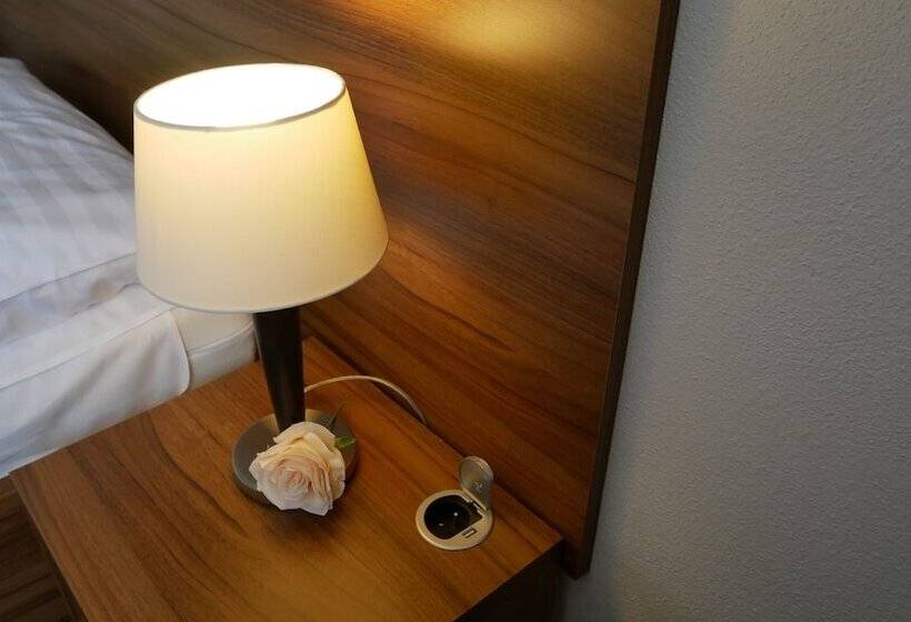 اتاق استاندارد, Saffron