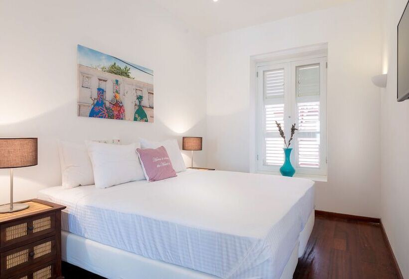 اتاق استاندارد, Scuba Lodge & Suites