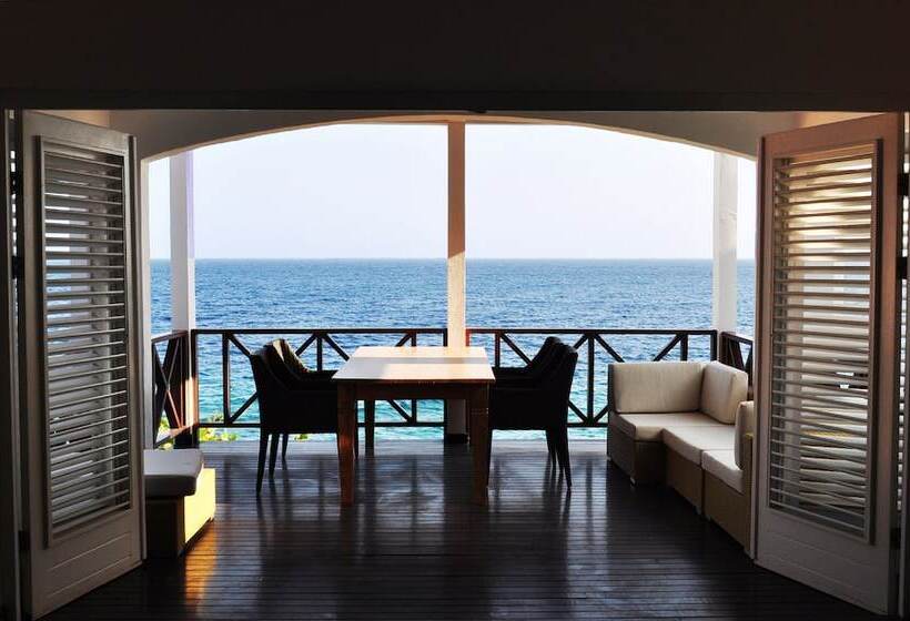 آپارتمان 2 خوابه با چشمانداز دریا, Scuba Lodge & Suites