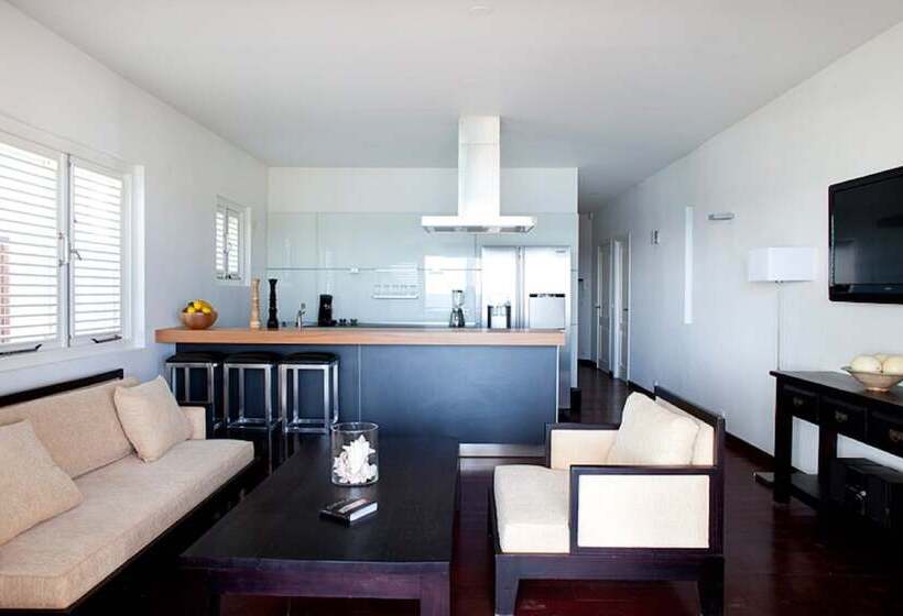 آپارتمان 2 خوابه با چشمانداز دریا, Scuba Lodge & Suites