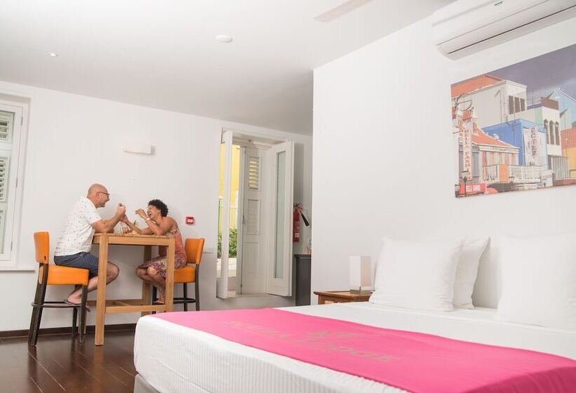 اتاق سوپریور, Scuba Lodge & Suites