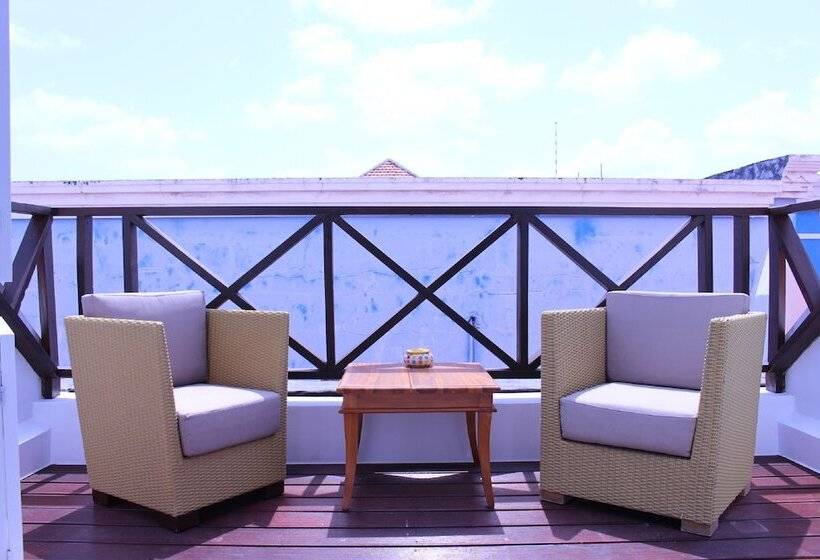 اتاق سوپریور, Scuba Lodge & Suites