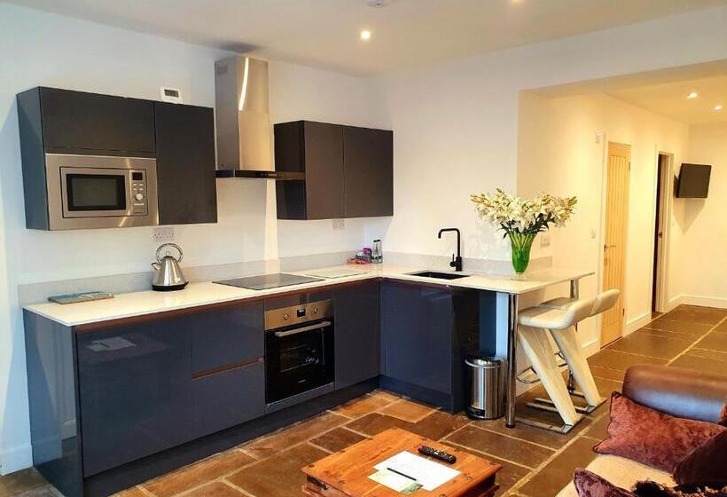 침실 1개 디럭스 아파트, The Priory