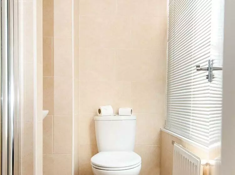 Standard Yhden Hengen Huone, The Regency Bristol