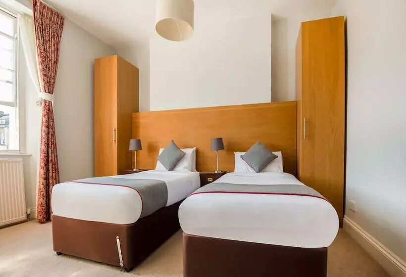 Deluxe Kolmen Hengen Huone, The Regency Bristol