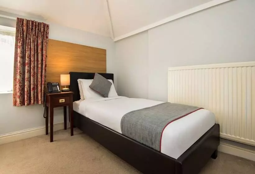 Standard Yhden Hengen Huone, The Regency Bristol