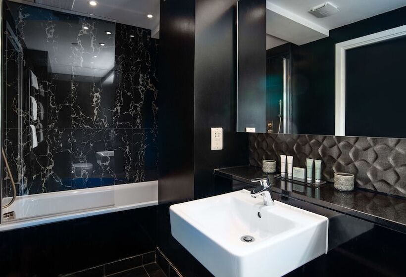 Апартаменты Premium 2 Спальни, Native Hyde Park