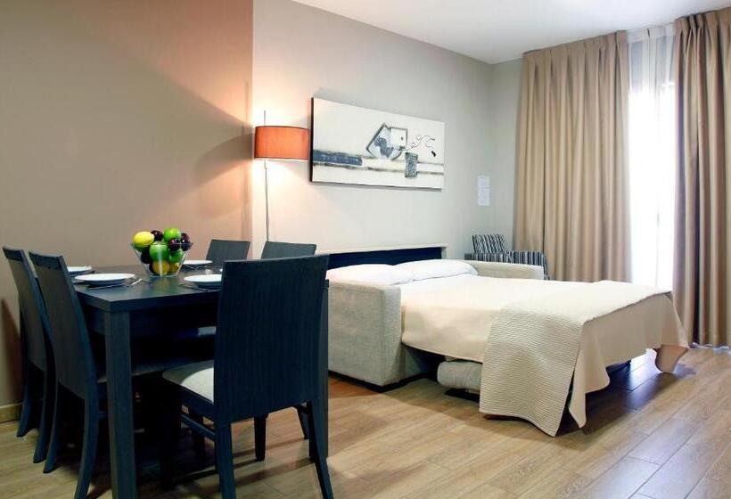 Апартаменты 2 Спальни, Apartahotel & Spa Jacetania