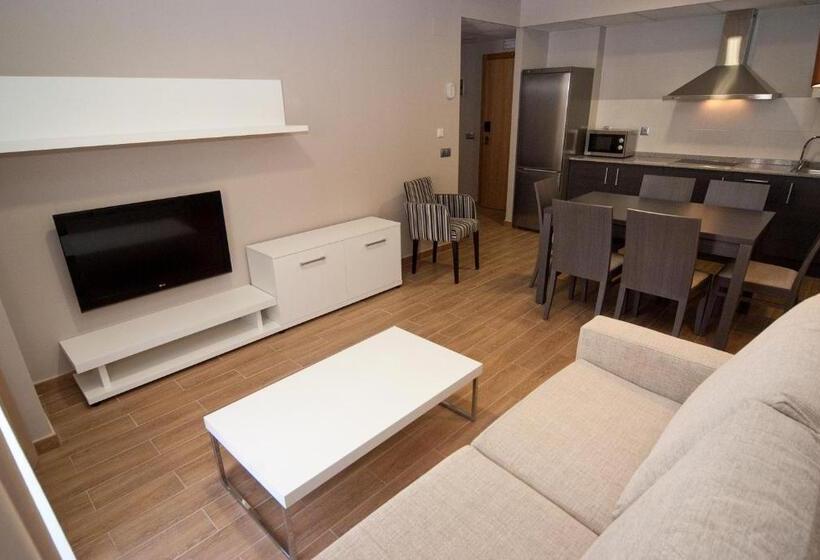 Апартаменты 2 Спальни, Apartahotel & Spa Jacetania