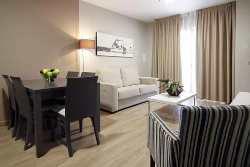 آپارتمان 2 خوابه, Apartahotel & Spa Jacetania