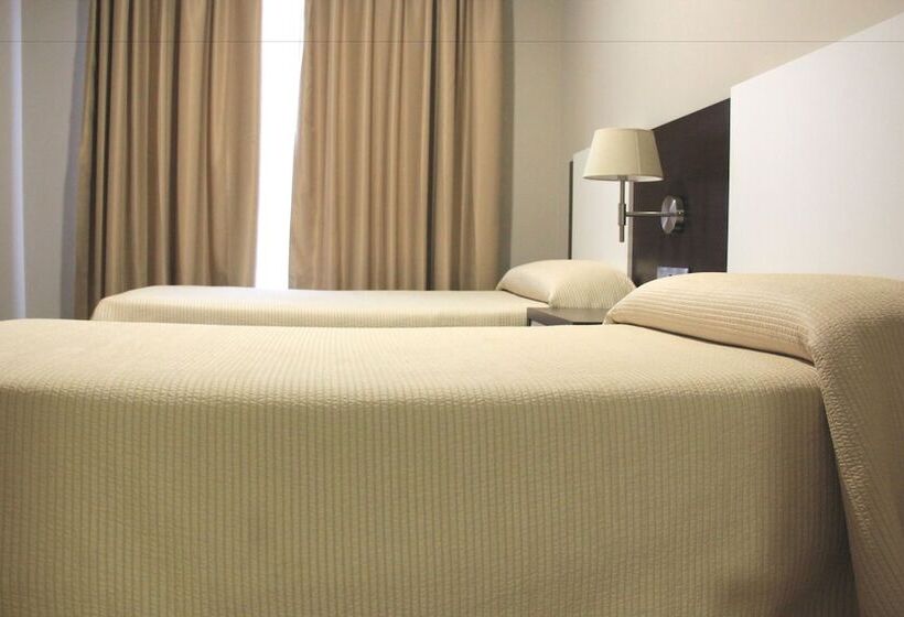 Апартаменты 2 Спальни, Apartahotel & Spa Jacetania