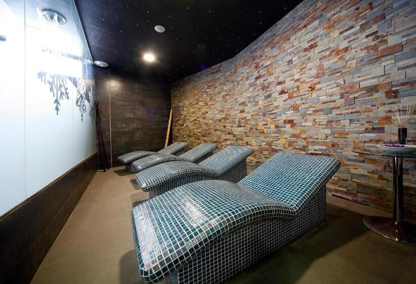 Апартаменты 2 Спальни, Apartahotel & Spa Jacetania