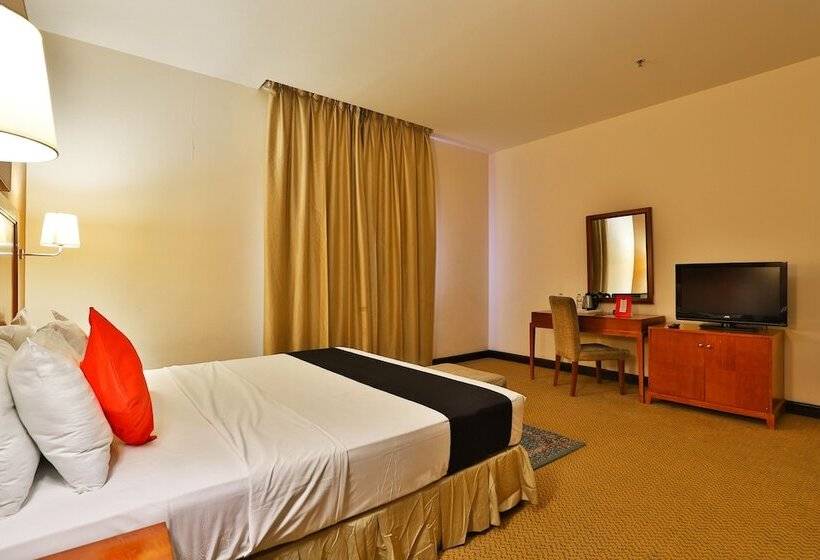 Полулюкс, Mena Plaza Taif