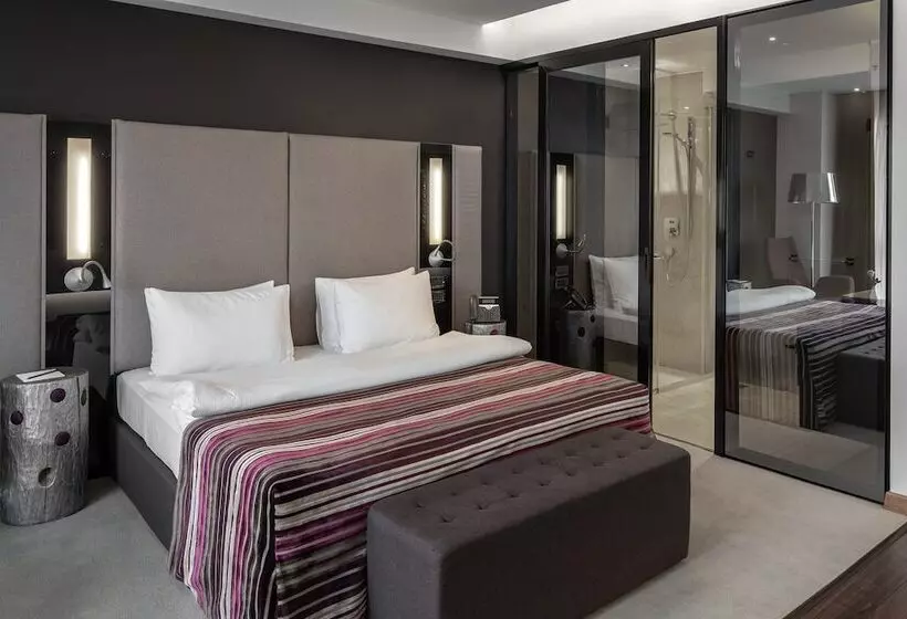 اتاق لوکس, 11 Mirrors Design