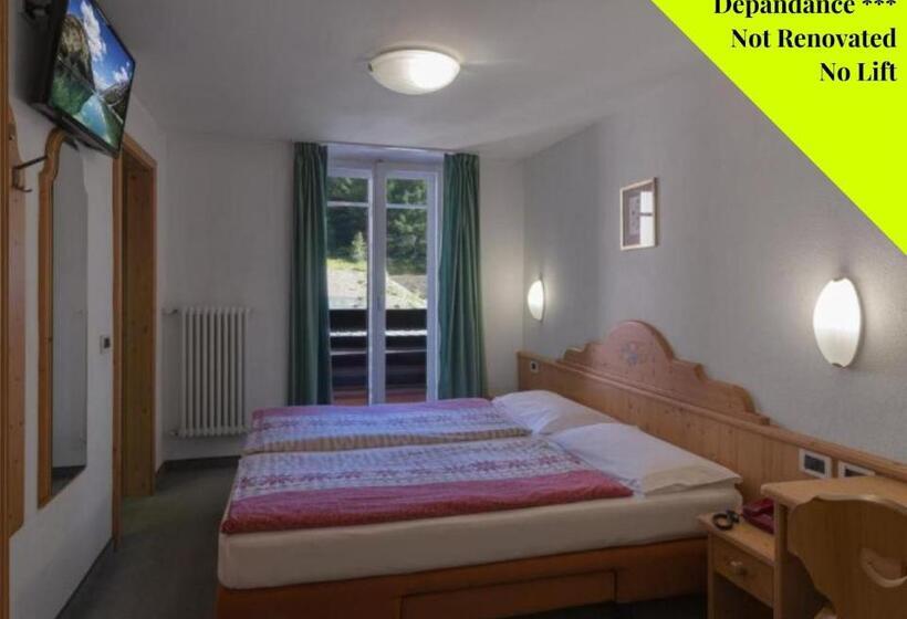 اتاق استاندارد با بالکن, Alpen Resort Bivio