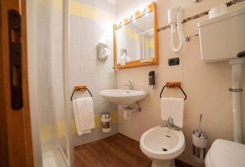 اتاق خانوادگی, Alpen Resort Bivio