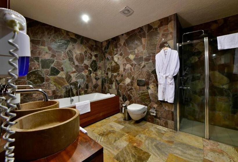 スイート（家族用）, Cappadocia Estates