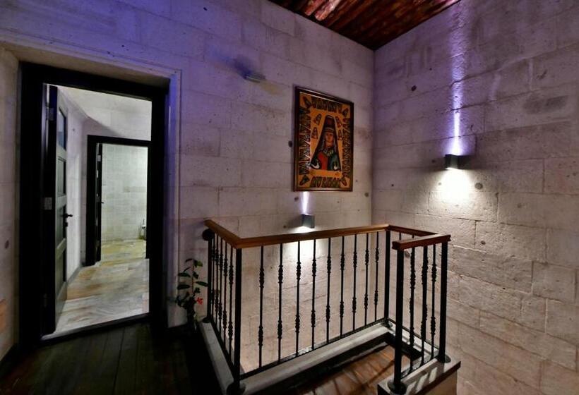 メゾネットスイート, Cappadocia Estates