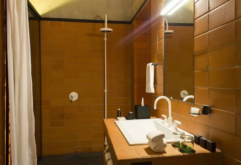 キングサイズベッドのスタンダードルーム, Downtown Mexico, A Member Of Design Hotels