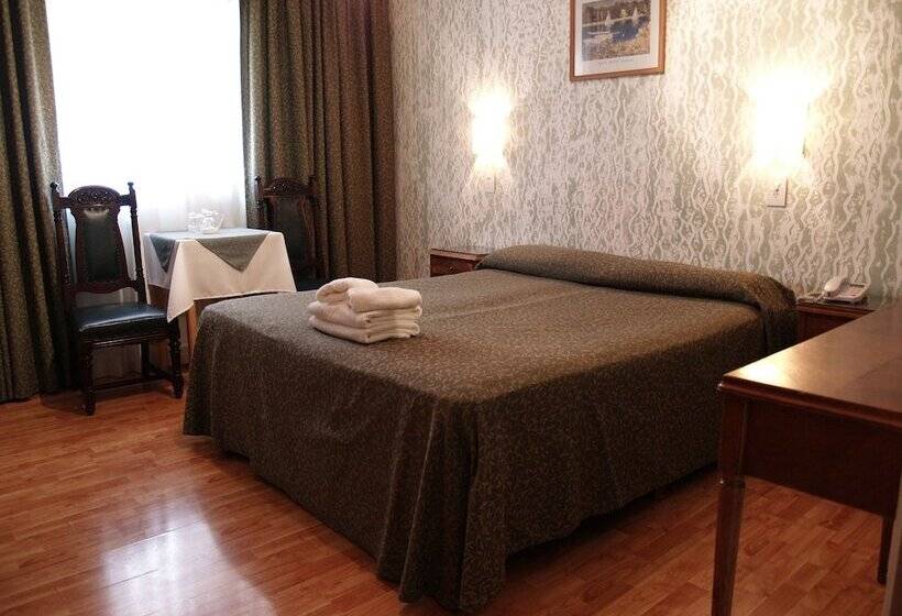 اتاق استاندارد, El Cabildo