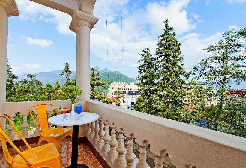 سوئیت با بالکن, Lacasa Sapa