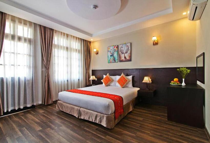 سوئیت با بالکن, Lacasa Sapa