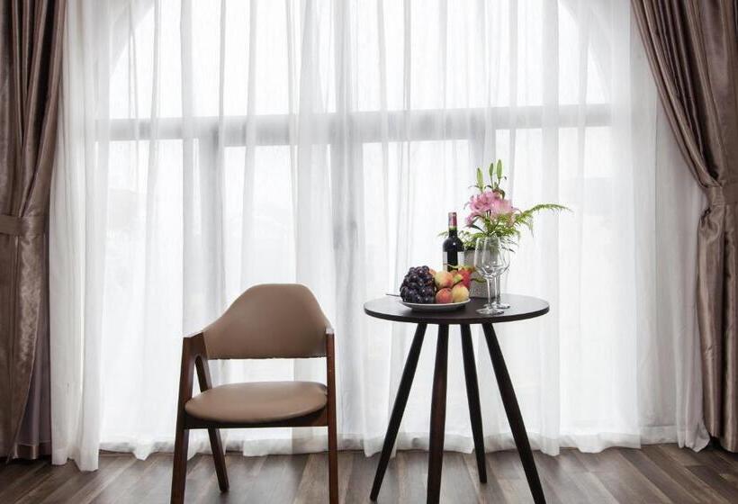 اتاق لوکس با تخت بزرگ, Lacasa Sapa