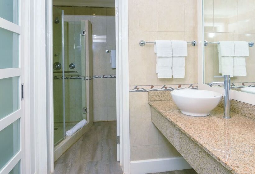 اتاق استاندارد با چشمانداز دریا, Melia Braco Village, Jamaica All Inclusive