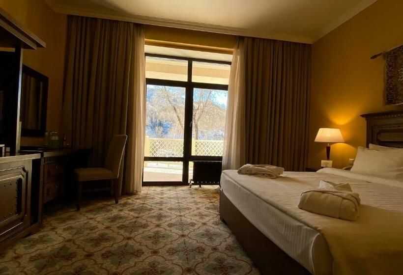 اتاق لوکس, Samal Resort & Spa