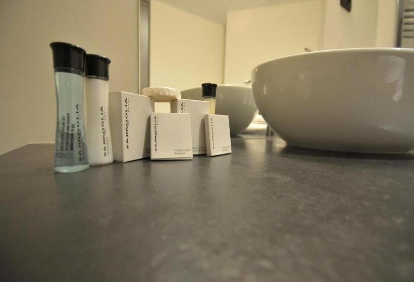 Superior Room, Sarroglia