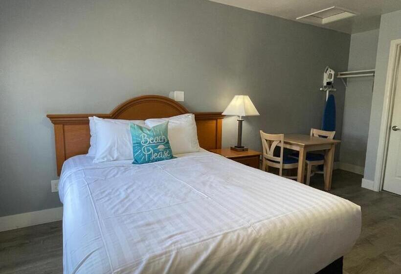 غرفة عائلية, The Palomar Inn