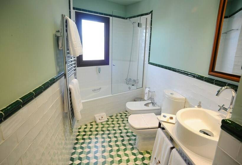 דירת חדר, Solaz Del Moros