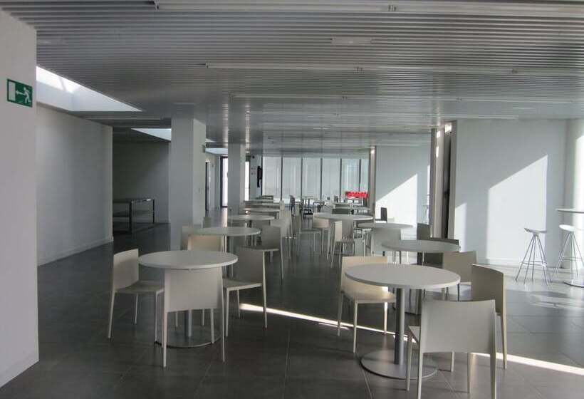 공동 객실, Uba Hostel