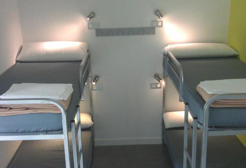 4인용 스탠다드 룸, Uba Hostel