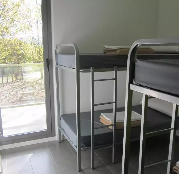 Standard Neljän Hengen Huone, Uba Hostel