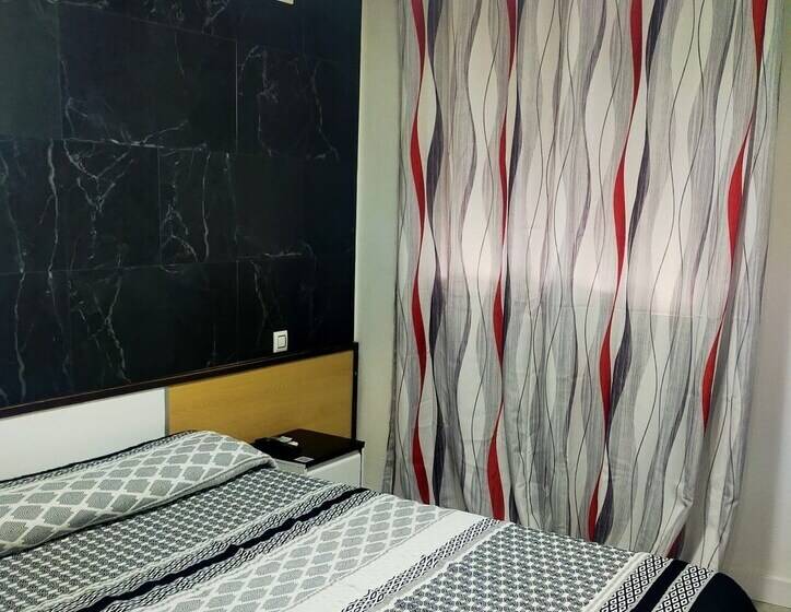 اتاق استاندارد, Hostal La Campana