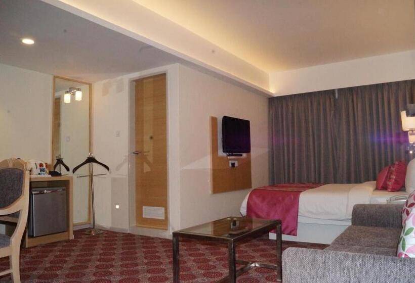 חדר קלאב, Fortune Park Galaxy, Vapi   Member Itc S Hotel Group