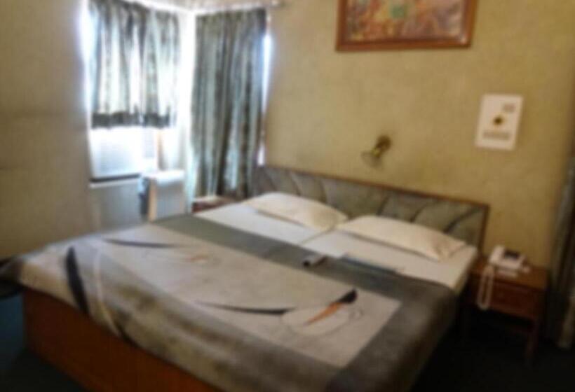 اتاق لوکس, Grace