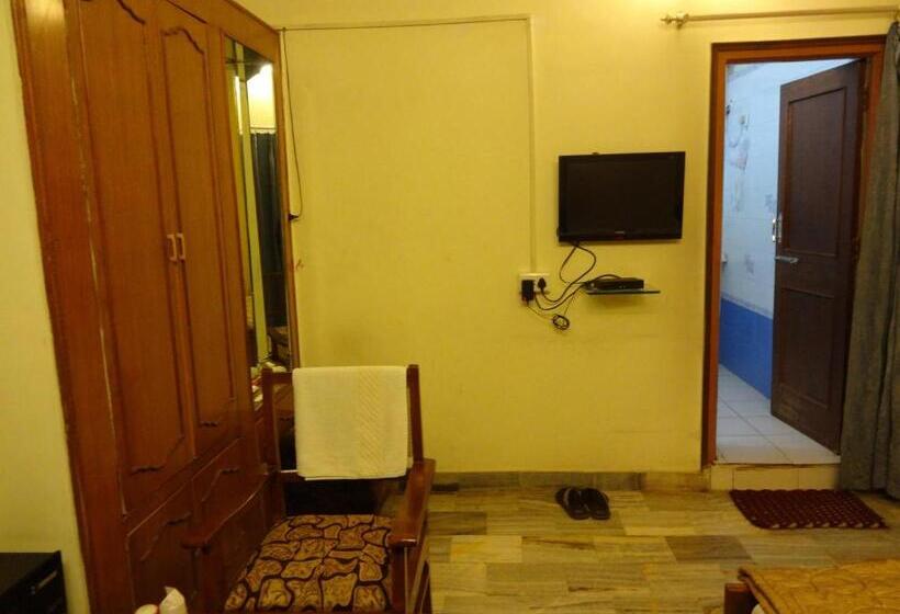 اتاق اجرایی, Grace