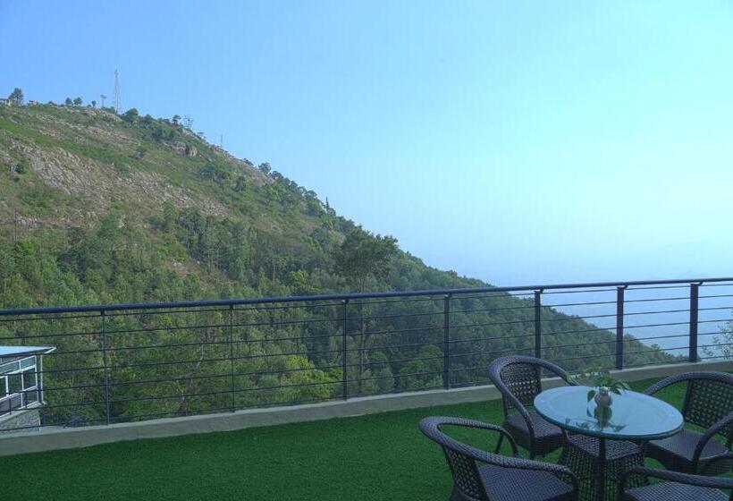 Penthouse Room, Great Trails Yercaud By Grt Hotels