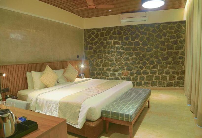 Penthouse Room, Great Trails Yercaud By Grt Hotels