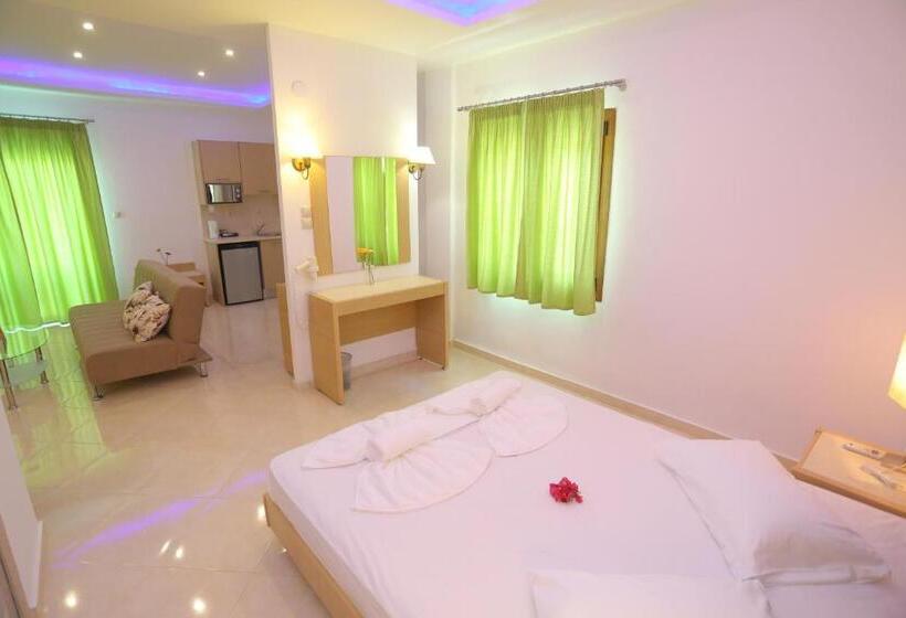 经典家庭房间, Hilltop