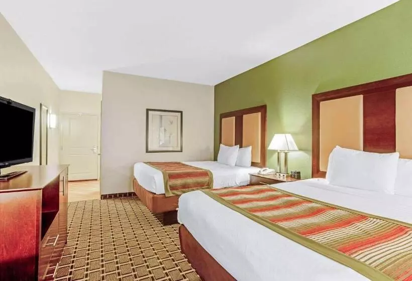 身障者適用スタンダードルーム, La Quinta By Wyndham Lancaster