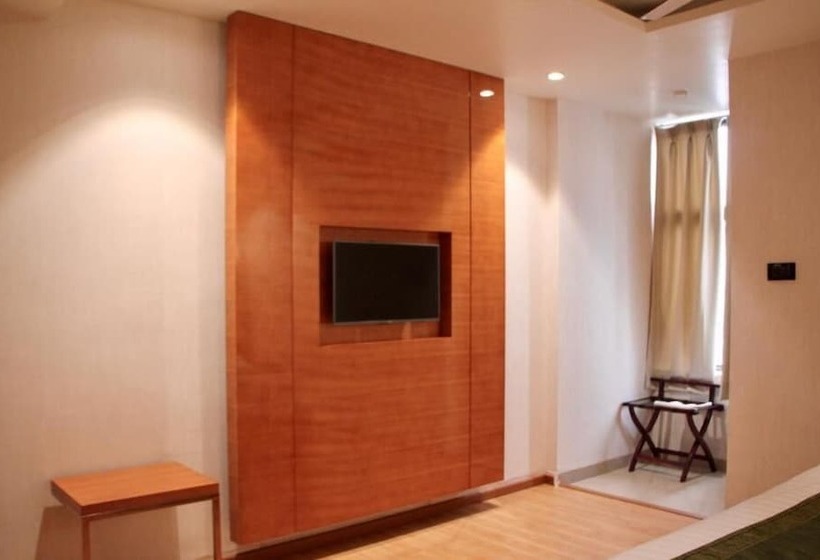 Номер Deluxe, Reva Regency