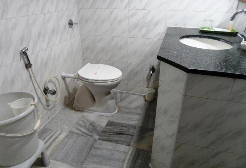 استودیوی استاندارد, Sindhuri Park