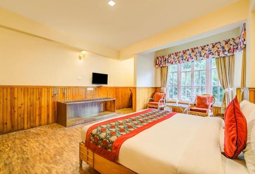 Номер Deluxe, Summit Newa Regency