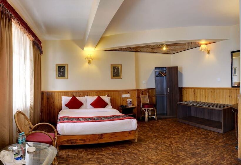 Номер Deluxe, Summit Newa Regency