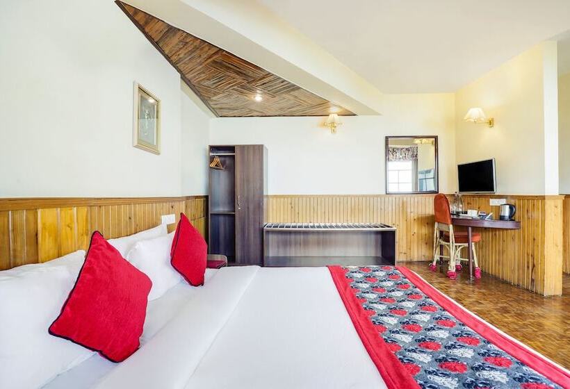 Номер Premium с Балконом, Summit Newa Regency